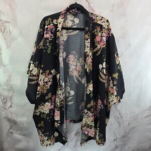 Torrid Kimono Womens 4 5 4X 5X BLack Floral Lightweight Wrap Blouse Cover Up